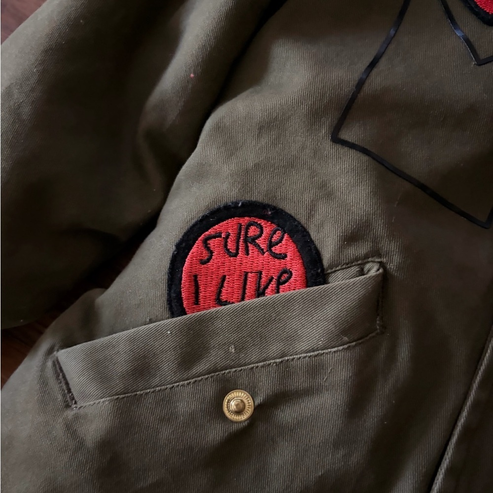 Little Marc Jacobs girls olive green & red faux fur lined winter parka patches - Picture 10 of 16